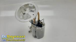 Gebrauchte Kraftstoffpumpe Elektrisch BMW 4 serie Gran Coupe (F36) 435d xDrive 3.0 24V Preis € 35,00 Margenregelung angeboten von Autodemontagebedrijf De Ooyevaar