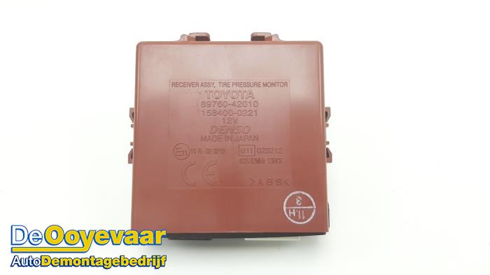 Begagnade Däcktrycksmodul Toyota RAV4 (A3) 2.2 D-CAT 16V 4x4 Pris € 15,00 Marginaltabell erbjuds av Autodemontagebedrijf De Ooyevaar