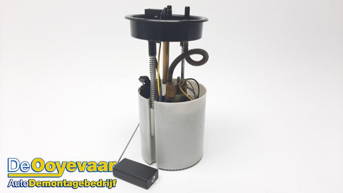 Usagé Pompe d'injection Seat Ibiza IV SC (6J1) 1.4 TDI Prix € 9,99 Règlement à la marge proposé par Autodemontagebedrijf De Ooyevaar