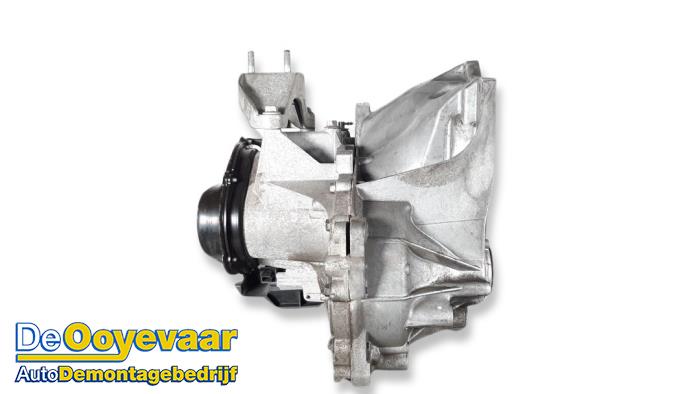 Gearbox from a Ford Fiesta 6 (JA8) 1.0 SCI 12V 80 2013