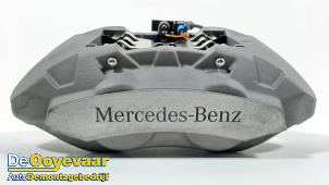 Gebrauchte Bremszange rechts vorne Mercedes EQC (N293) 400 4-Matic Preis € 174,99 Margenregelung angeboten von Autodemontagebedrijf De Ooyevaar