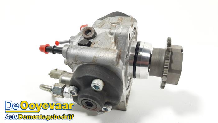 Begagnade Dieselpump Opel Zafira Tourer (P12) 1.6 CDTI 16V 136 Pris € 89,99 Marginaltabell erbjuds av Autodemontagebedrijf De Ooyevaar