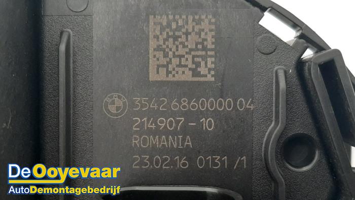 Accelerator pedal BMW 5 serie Touring 518d 16V - 21490710