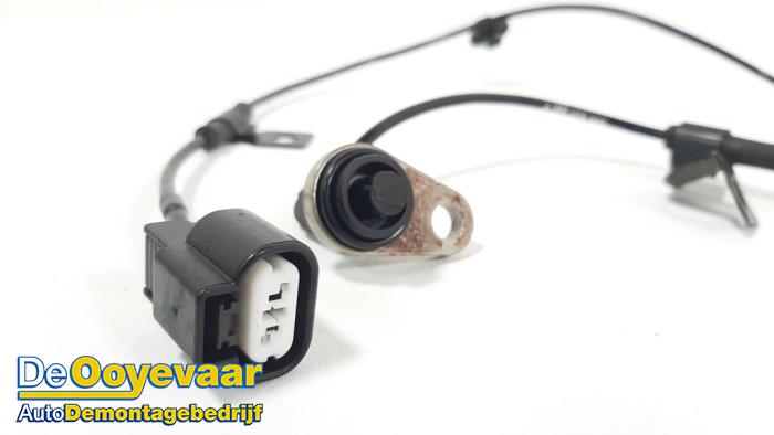 ABS-sensor från en Mitsubishi L-200 2.2 DI-D 4WD 2019