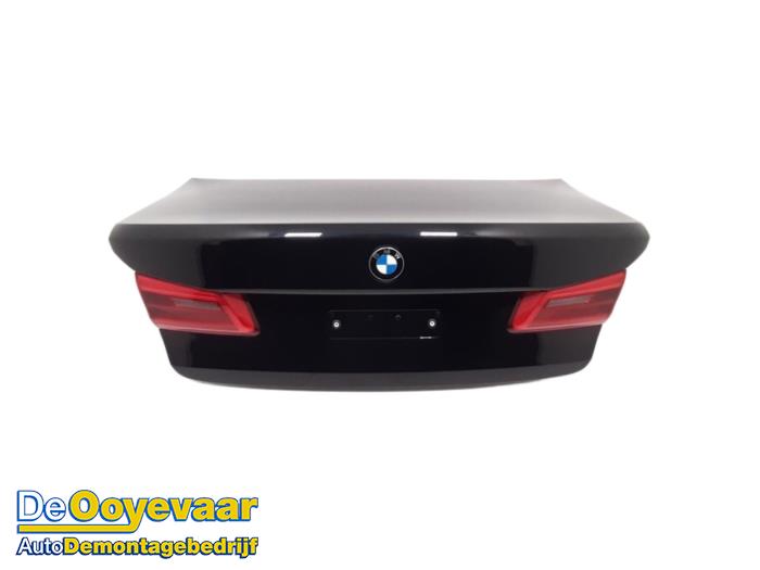 Tailgate from a BMW 5 serie (G30) 523i 2.0 TwinPower Turbo 16V 2021
