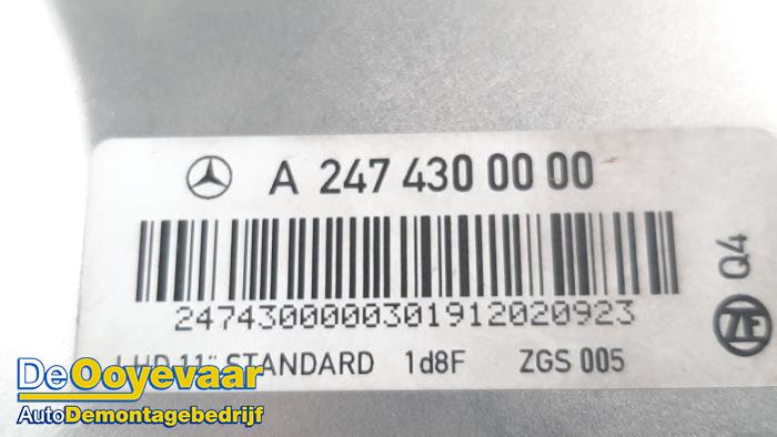 Brake servo from a Mercedes-Benz B (W247) 1.3 B-180 Turbo 16V 2019