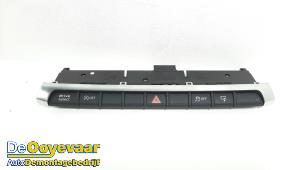 Used Panic lighting switch Audi A3 Sportback (8VA/8VF) 1.4 TFSI ACT Ultra 16V Price € 34,99 Margin scheme offered by Autodemontagebedrijf De Ooyevaar