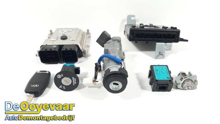 Used Ignition lock + computer Kia Picanto (JA) 1.0 12V Price € 89,99 Margin scheme offered by Autodemontagebedrijf De Ooyevaar
