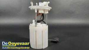 Usagé Pompe carburant électrique Kia Picanto (JA) 1.0 12V Prix € 29,99 Règlement à la marge proposé par Autodemontagebedrijf De Ooyevaar