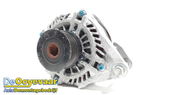 Begagnade Dynamo Mitsubishi ASX 1.8 DI-D HP MIVEC 16V Pris € 25,00 Marginaltabell erbjuds av Autodemontagebedrijf De Ooyevaar