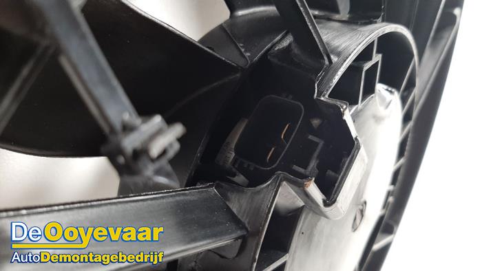 Cooling fans from a Chrysler Voyager/Grand Voyager (RT)  2014