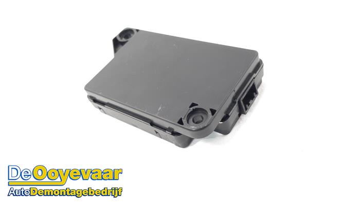 Navigation module (miscellaneous) from a Chrysler Voyager/Grand Voyager (RT)  2014