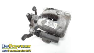 Used Rear brake calliper, left Peugeot Partner (GC/GF/GG/GJ/GK) 1.6 BlueHDI 75 Price € 24,99 Margin scheme offered by Autodemontagebedrijf De Ooyevaar