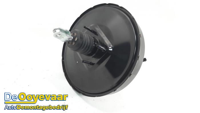 Usagé Servo frein Hyundai iX35 (LM) 2.0 GDI 16V Prix € 39,99 Règlement à la marge proposé par Autodemontagebedrijf De Ooyevaar
