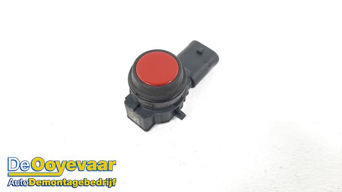 Usados Sensor PDC BMW 4 serie (F32) M4 3.0 24V Turbo Competition Package Precio € 15,00 Norma de margen ofrecido por Autodemontagebedrijf De Ooyevaar