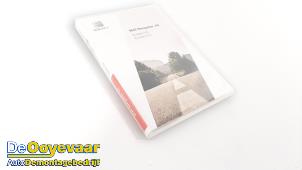 Used SD navigation card Seat Ibiza ST (6J8) 1.0 EcoTSI 12V Price € 34,99 Margin scheme offered by Autodemontagebedrijf De Ooyevaar