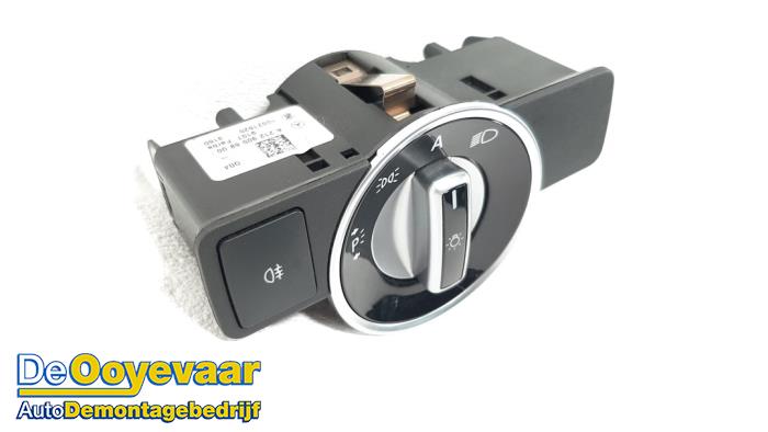 Używane Przelacznik swiatel Mercedes C Estate (S204) 3.5 C-350 CGI V6 24V BlueEfficiency Cena € 9,99 Procedura marży oferowane przez Autodemontagebedrijf De Ooyevaar