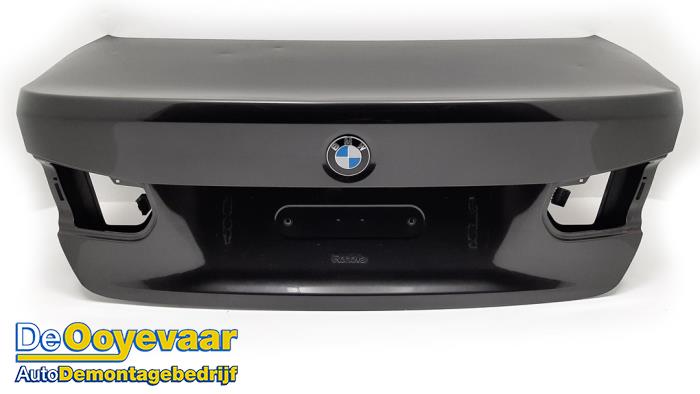 Tailgate from a BMW 3 serie (F30) 320i 2.0 16V 2017