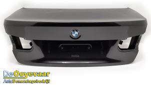 Usados Portón trasero BMW 3 serie (F30) 320i 2.0 16V Precio € 100,00 Norma de margen ofrecido por Autodemontagebedrijf De Ooyevaar