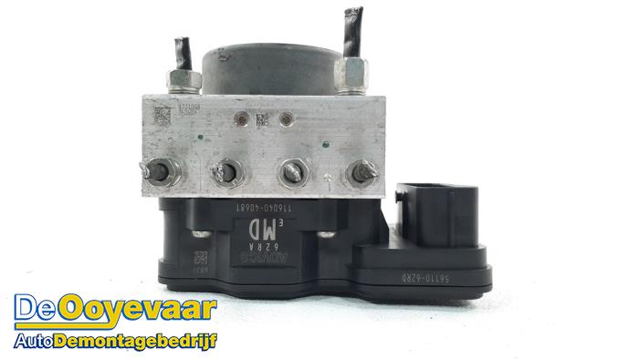Usagé Pompe ABS Suzuki Ignis (MF) 1.2 Dual Jet 16V Prix € 99,99 Règlement à la marge proposé par Autodemontagebedrijf De Ooyevaar