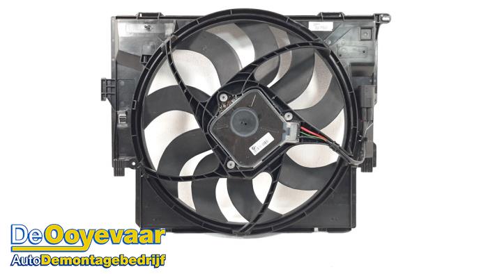 Cooling fans from a BMW 3 serie (F30) 320i 1.6 16V EfficientDynamicsEdition 2014