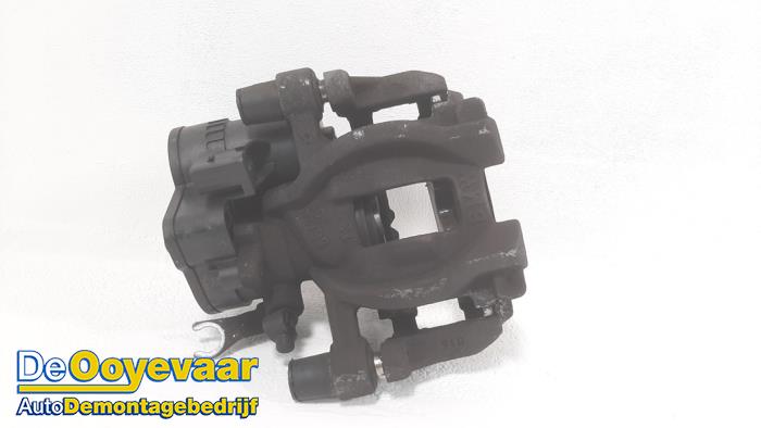 Gebrauchte Bremszange links hinten BMW X2 (F39) xDrive 20d 2.0 16V Preis € 39,99 Margenregelung angeboten von Autodemontagebedrijf De Ooyevaar