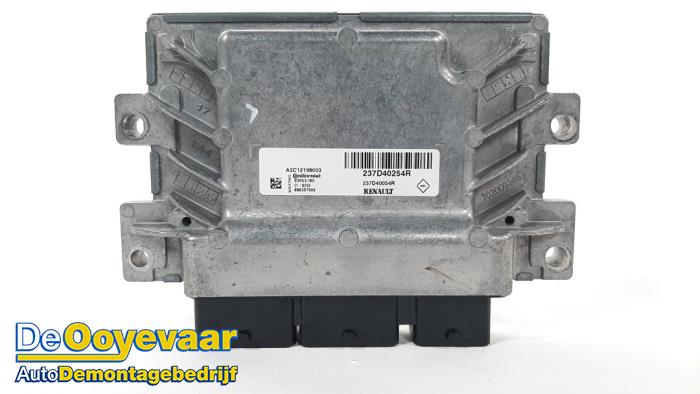 Used Engine management computer Renault Zoé (AG) 46kW Price € 219,99 Margin scheme offered by Autodemontagebedrijf De Ooyevaar
