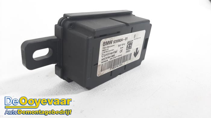 Alarm module from a BMW 1 serie (F20) 116i 1.6 16V 2013