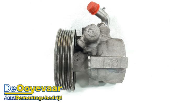 Usagé Pompe de direction Fiat Doblo Cargo (263) 1.3 MJ 16V DPF Euro 5 Prix € 15,00 Règlement à la marge proposé par Autodemontagebedrijf De Ooyevaar
