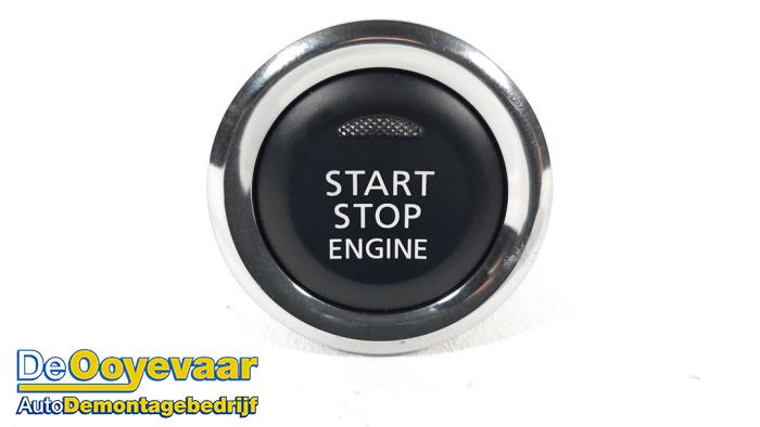 Używane Przelacznik Start/Stop Mitsubishi Eclipse Cross (GK/GL) 1.5 Turbo 16V 2WD Cena € 15,00 Procedura marży oferowane przez Autodemontagebedrijf De Ooyevaar