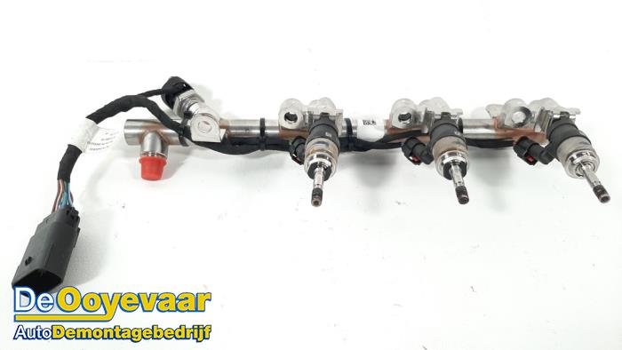 Usagé Système d'injection Opel Astra K 1.2 Turbo 12V Prix € 59,99 Règlement à la marge proposé par Autodemontagebedrijf De Ooyevaar