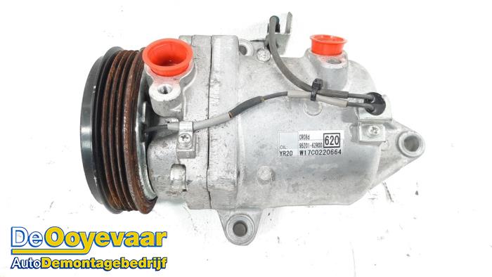Air conditioning pump from a Suzuki Ignis (MF) 1.2 Dual Jet 16V 2017