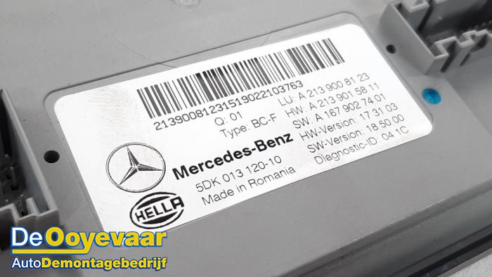 Ordenador body control de un Mercedes-Benz E Estate (S213) E-220d 2.0 Turbo 16V 2019