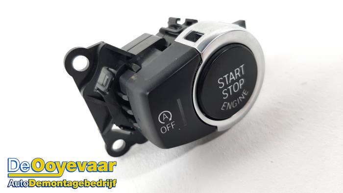 Start/Stopp Schalter van een BMW X3 (F25) xDrive35d 24V 2017