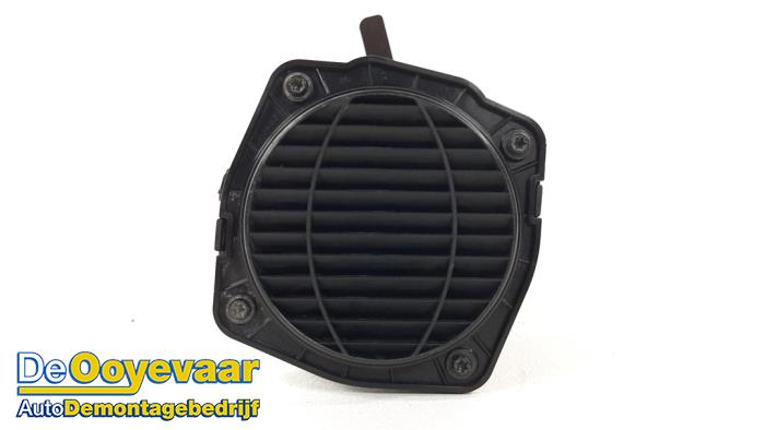 Speaker from a Ford (USA) Mustang Mach-E 98kWh AWD 2021
