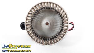 Used Heating and ventilation fan motor Renault Zoé (AG) R90 Price € 64,99 Margin scheme offered by Autodemontagebedrijf De Ooyevaar