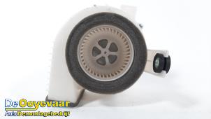 Used Heating and ventilation fan motor Toyota Auris Touring Sports (E18) 1.8 16V Hybrid Price € 39,99 Margin scheme offered by Autodemontagebedrijf De Ooyevaar