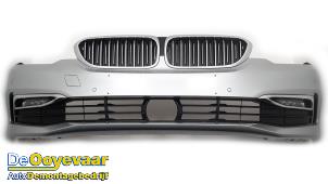 Usagé Pare-chocs avant BMW 5 serie Touring (G31) 530i xDrive 2.0 TwinPower Turbo 16V Prix € 599,99 Règlement à la marge proposé par Autodemontagebedrijf De Ooyevaar