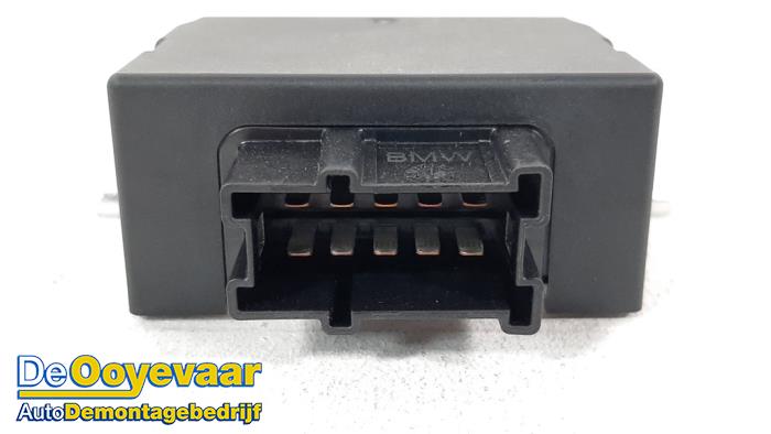 Electric fuel module from a BMW 3 serie Gran Turismo (F34) 320i 2.0 16V 2019