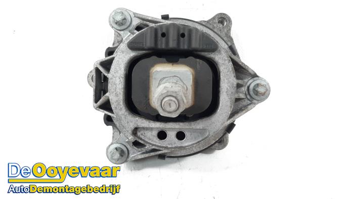 Used Engine mount BMW 3 serie Gran Turismo (F34) 320i 2.0 16V Price € 15,00 Margin scheme offered by Autodemontagebedrijf De Ooyevaar