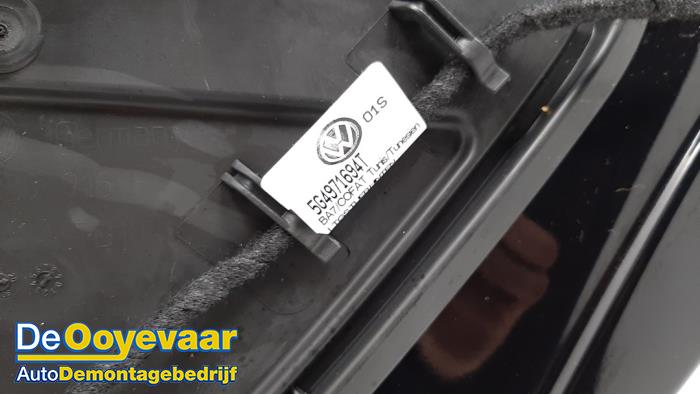 Tür 4-türig rechts hinten van een Volkswagen Golf VII Variant (AUVV) 2.0 TDI 16V 2016