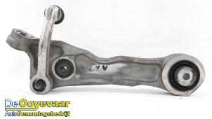 Usagé Bras de suspension bas avant gauche Jaguar XF (CC9) 3.0 D V6 24V Prix € 44,99 Règlement à la marge proposé par Autodemontagebedrijf De Ooyevaar