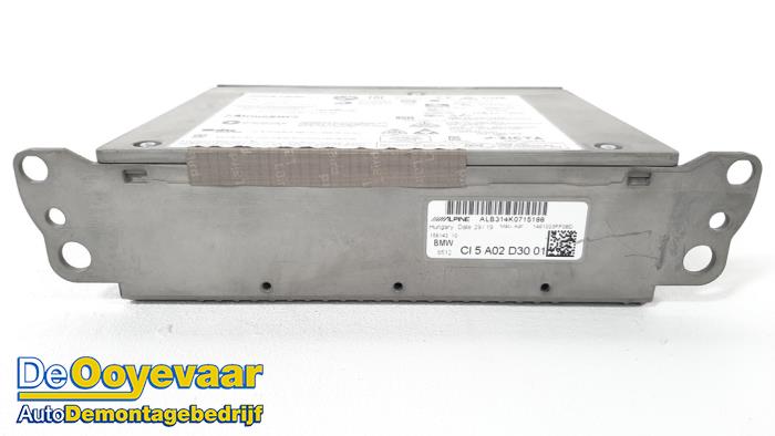 Radio module from a BMW 5 serie Touring (G31) 530i xDrive 2.0 TwinPower Turbo 16V 2019