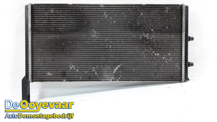 Usagé Radiateur BMW 5 serie (F10) M550d 3.0 xDrive 24V Prix € 39,99 Règlement à la marge proposé par Autodemontagebedrijf De Ooyevaar