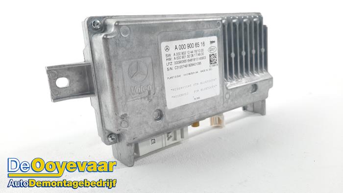 Bluetooth module from a Mercedes-Benz C (W205) C-220d 2.0 Turbo 16V 2020