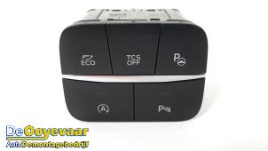 Gebrauchte PDC Schalter Ford Fiesta 7 1.0 EcoBoost 12V 125 Preis € 34,99 Margenregelung angeboten von Autodemontagebedrijf De Ooyevaar