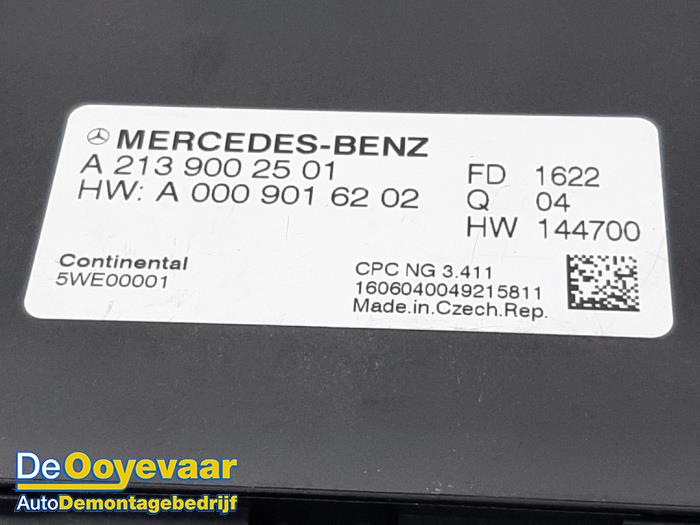 Sterownik skrzyni automatycznej z Mercedes-Benz E (W213) E-220d 2.0 Turbo 16V 2016
