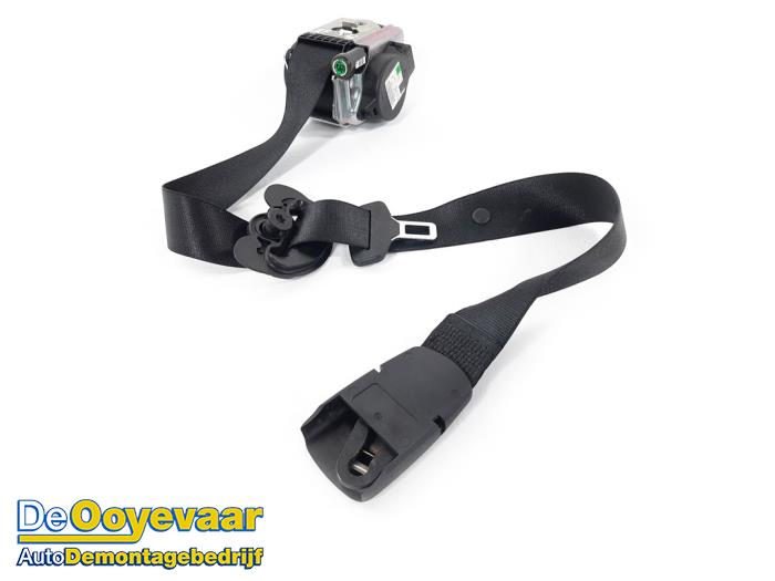 Front seatbelt, right from a BMW 2 serie Active Tourer (F45) 216d 1.5 TwinPower Turbo 12V 2016