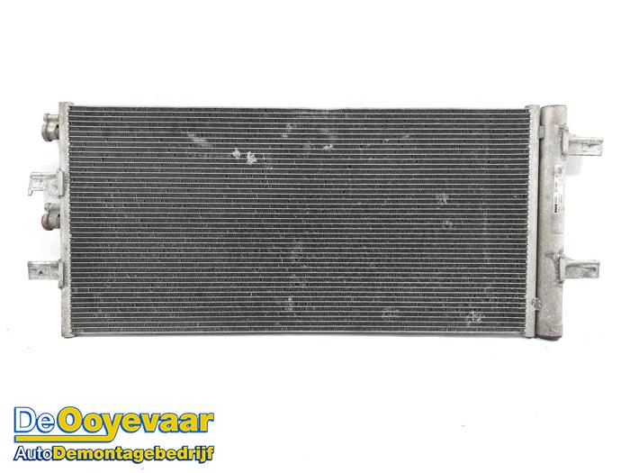Air conditioning condenser from a BMW 2 serie Active Tourer (F45) 216d 1.5 TwinPower Turbo 12V 2016