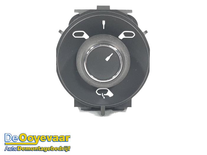 Używane Przelacznik lusterka Citroen C4 Cactus (0B/0P) 1.2 PureTech 130 12V Cena € 9,99 Procedura marży oferowane przez Autodemontagebedrijf De Ooyevaar